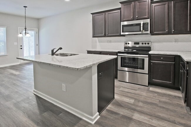 Building Photo - 4165 Shoals Ln