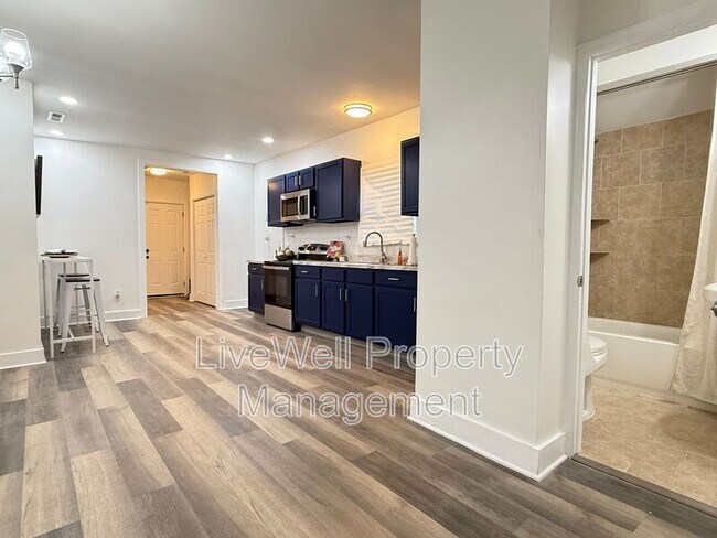 Building Photo - 7708 6th Ave N