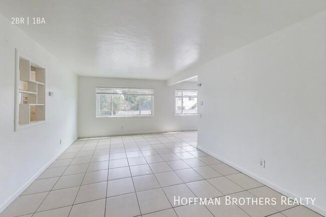 Building Photo - 1732-1744 27th Avenue-209A
