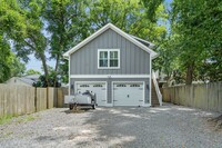 Building Photo - FURNISHED Garage Apartment