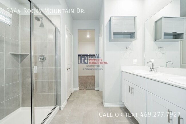 Building Photo - 2444 Rocky Mountain Dr