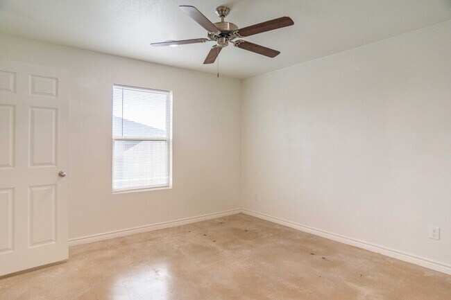 Building Photo - 2306 Duntov Dr