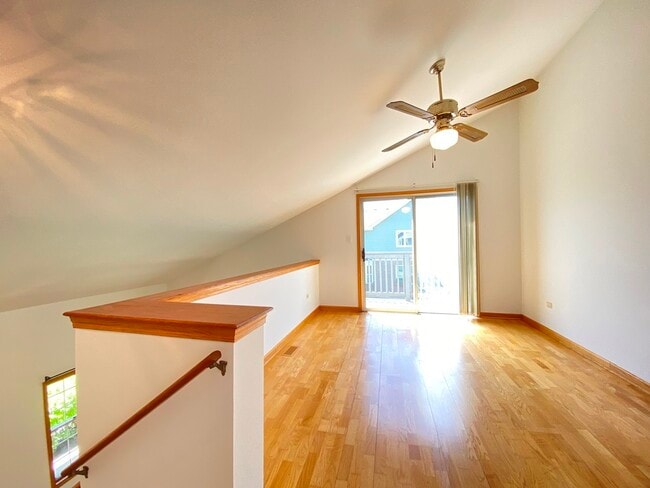 Building Photo - 3503 Willowview Ct