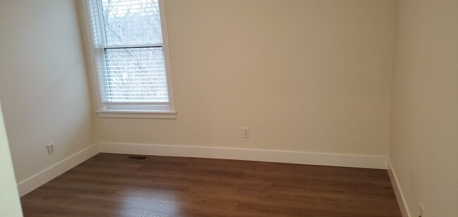 Building Photo - 5 bd, 3 ba house SW Columbia, quick access to Providence Rd, just south of Rockbridge school, Wil...