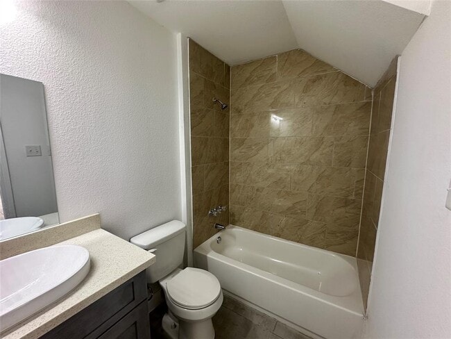 Building Photo - 3415 Twp Grove Ln