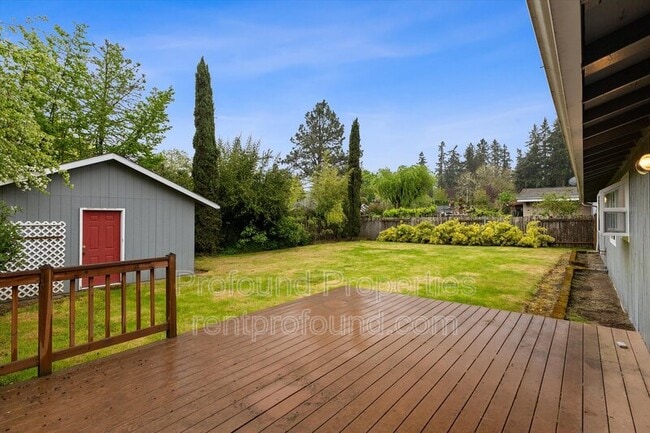 Building Photo - 5860 SW 191st Ave