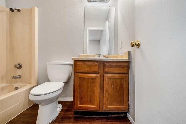 Building Photo - 604 Misty Morning Way