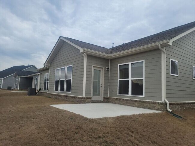 Building Photo - Like New RANCH Home in Stallings! WiFi and...
