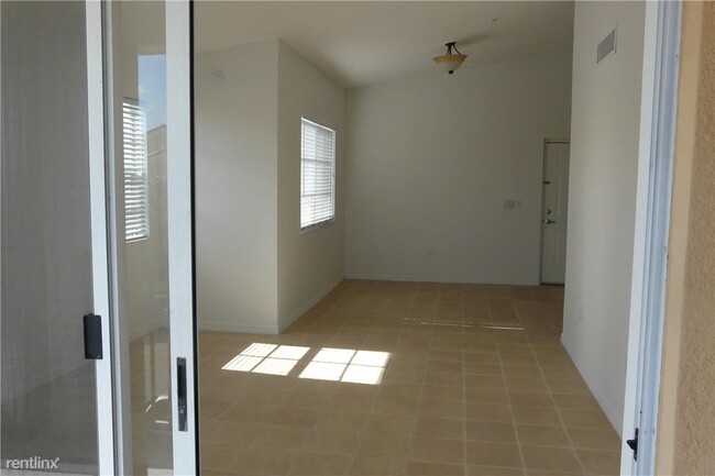 Building Photo - 1 br, 1 bath Condo - 2201 W Preserve Way 2...