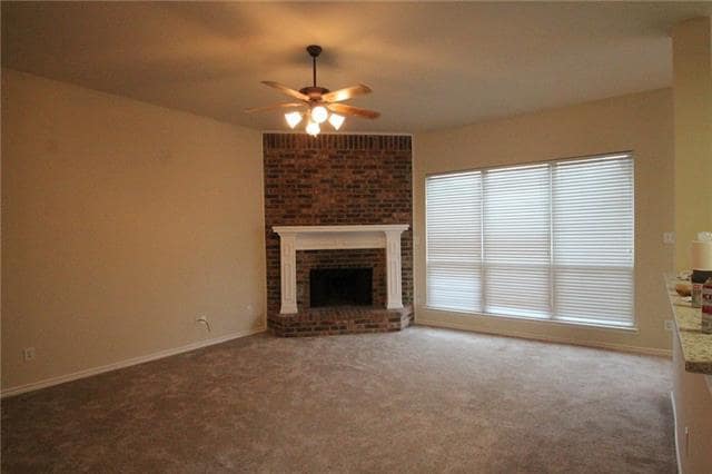 Building Photo - 15602 Wrangler Dr