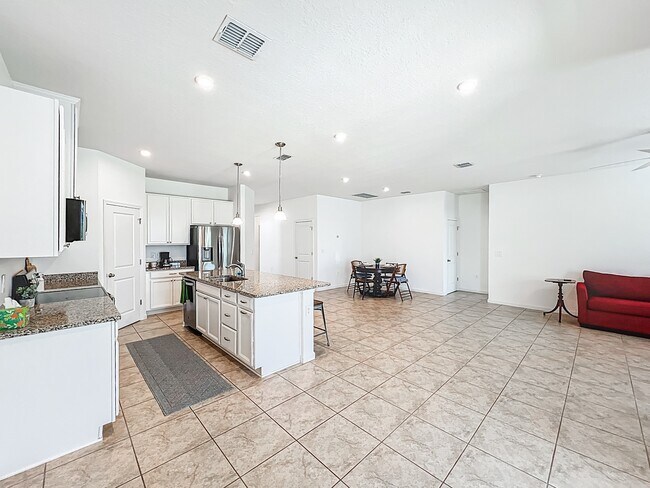Building Photo - 4213 Keeson Cir