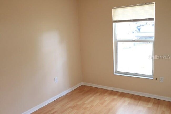 Building Photo - 2501 Crescent St