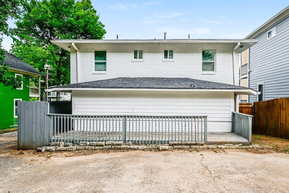 Building Photo - 1175 McDaniel St SW