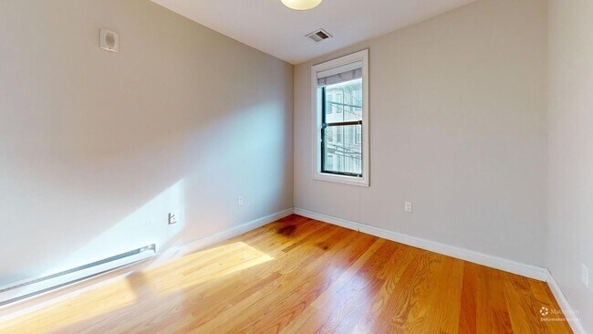 Building Photo - 151-153 Meridian Street