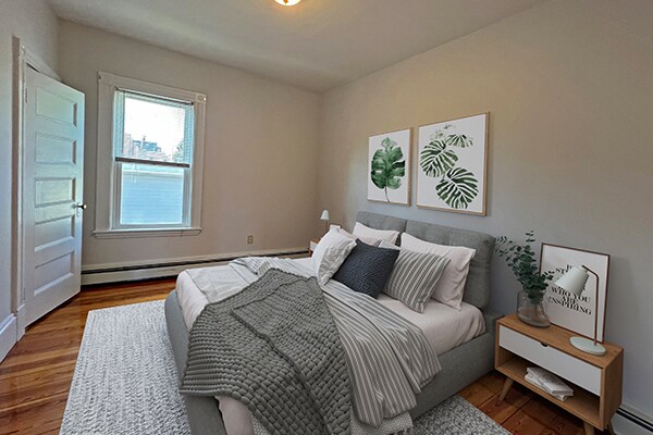 Building Photo - 4 Benson St