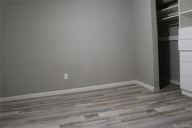 Building Photo - 1811 W Bijou St