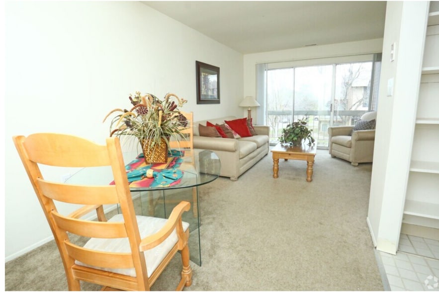 Interior Photo - Clover Tree Apartments