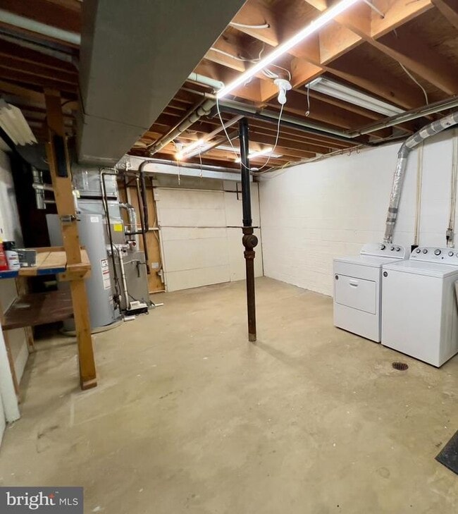 Building Photo - 3148 Hartwick Ln