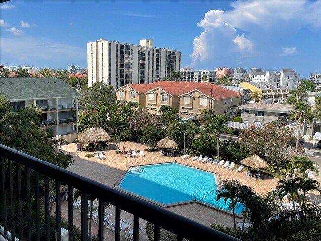 Building Photo - 400 Island Way