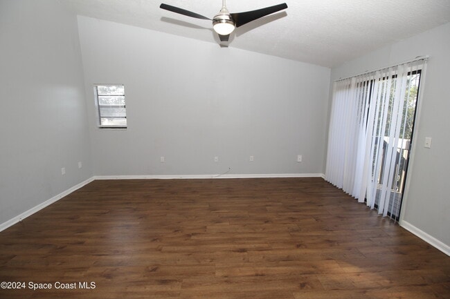 Building Photo - 440 Mercury Ave SE