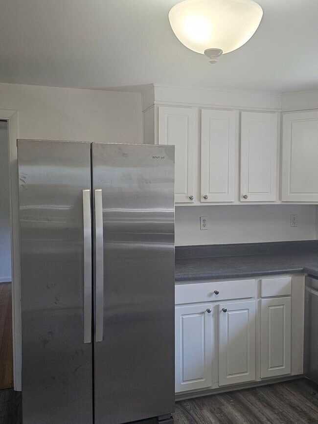 Building Photo - 7022 Gardner Dr