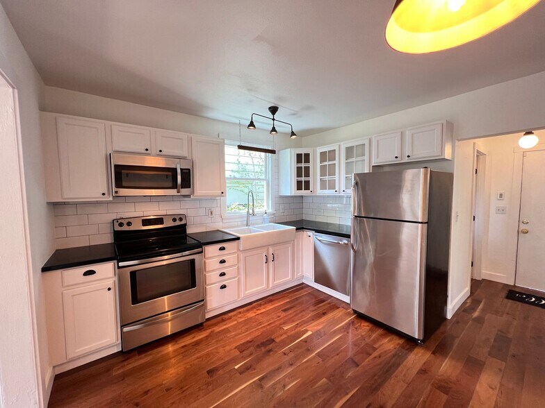 Building Photo - Great home in a great location!