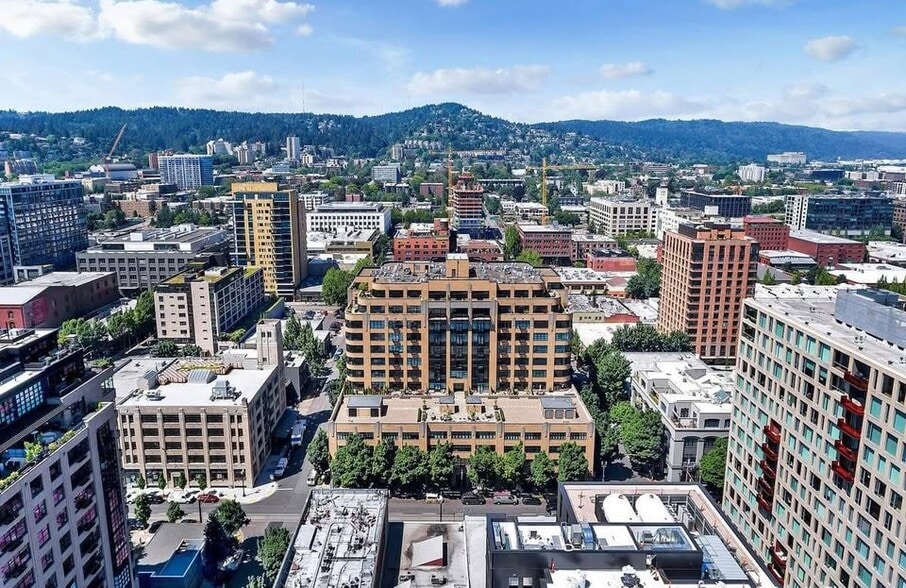 Primary Photo - 420 NW 11th Ave