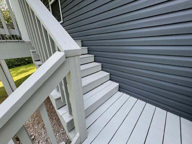 Building Photo - 33 Sandridge Dr