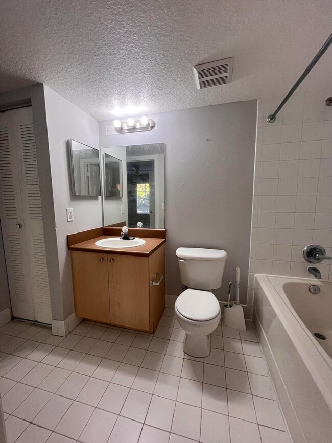 Building Photo - 4241 San Marino Blvd