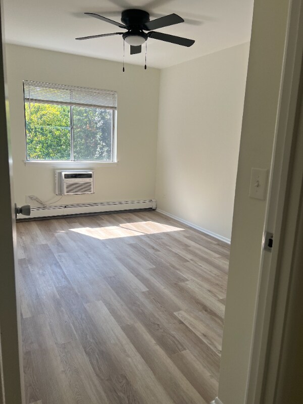 Building Photo - 1455 N Winslowe Dr