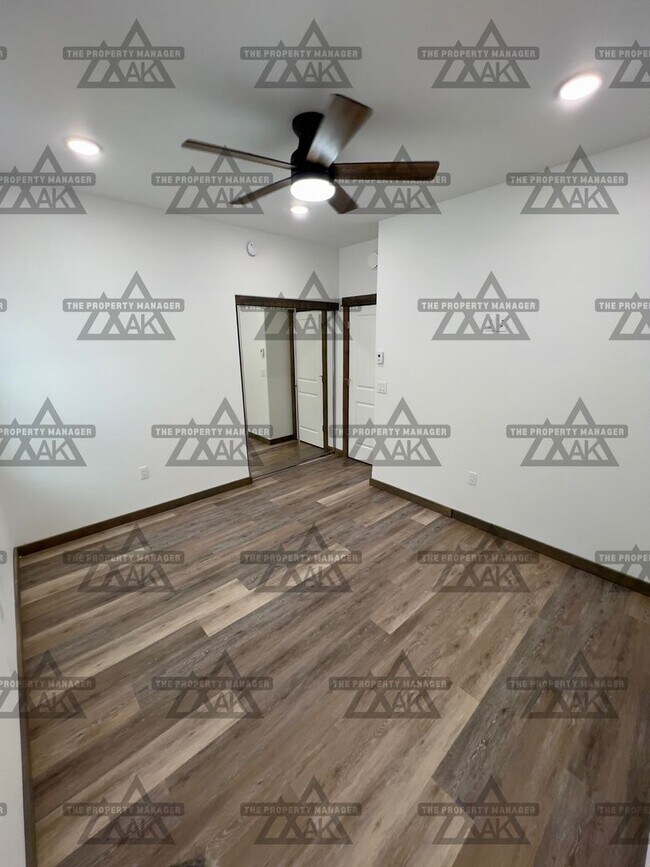 Building Photo - Beautiful 3-Bedroom, 2-Bath Home in North ...