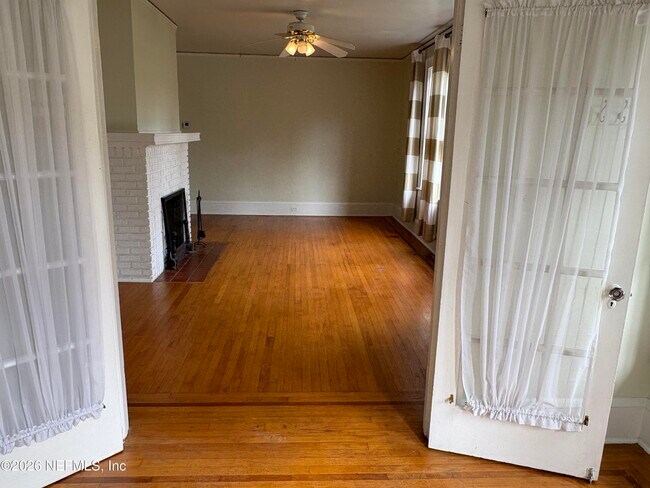 Building Photo - 3681 Hedrick St