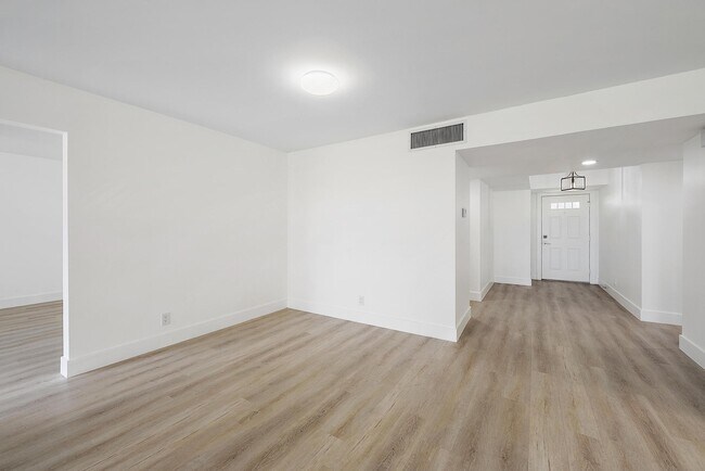 Building Photo - 10459 SE Terrapin Pl