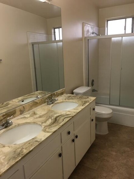 Bathroom - 12018 Rhode Island Ave