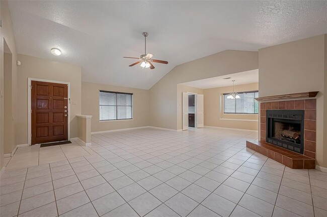 Building Photo - 13126 Kingsmill Dr