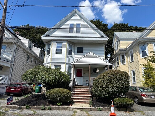 Primary Photo - 8 Usher Rd