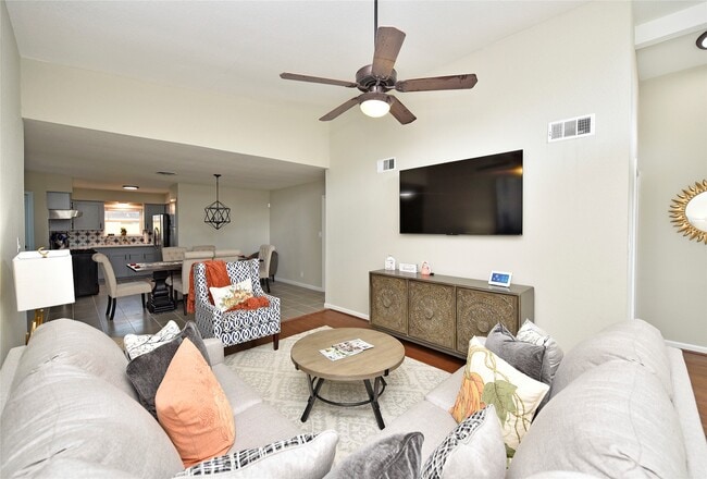 Building Photo - 6330 Mobud Dr