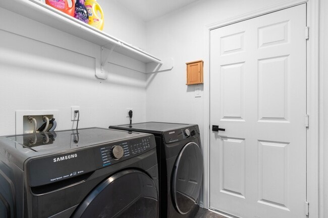 Building Photo - 16202 Lasting Light Ln