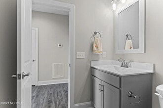 Building Photo - 332 Gannet Pl