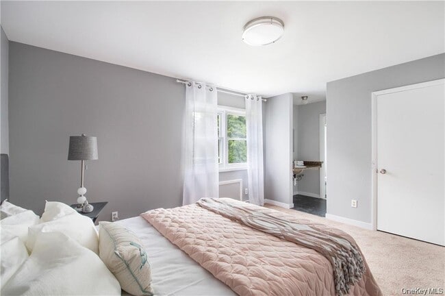 Building Photo - 29 Robert Dr