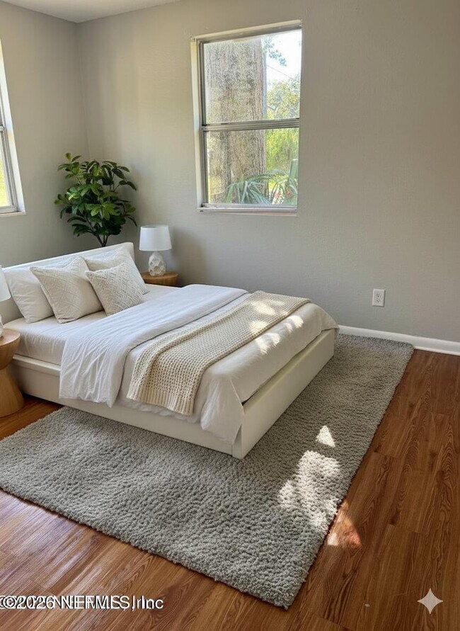 Building Photo - 2706 Palafox St