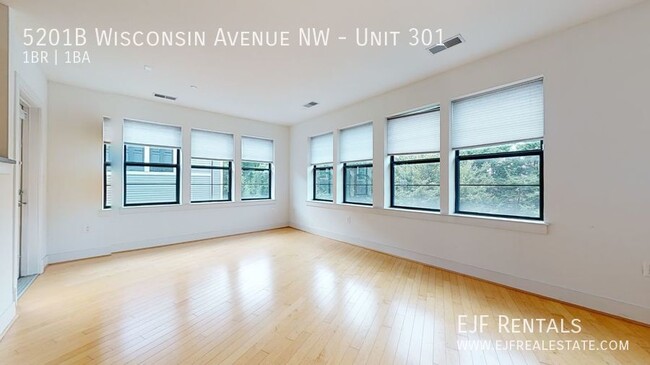 Building Photo - Friendship Heights Modern One Bedroom Off ...