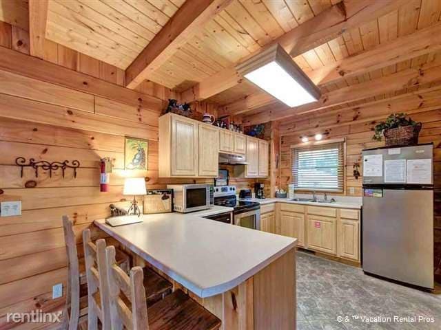 Building Photo - 356 Wild Orchid Way