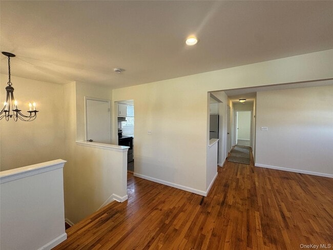 Building Photo - 40 Whitestone Rd