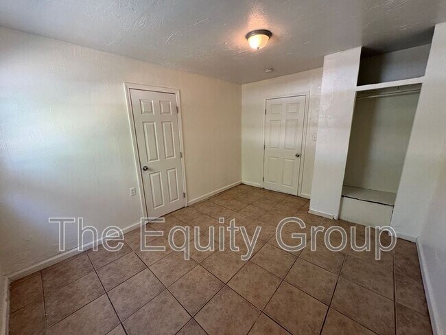 Building Photo - 1265 I St