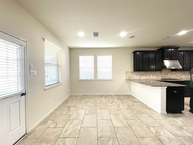 Building Photo - 5366 Blue Mountain Ln