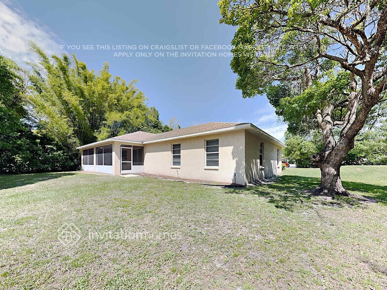Building Photo - 17910 Simmons Rd