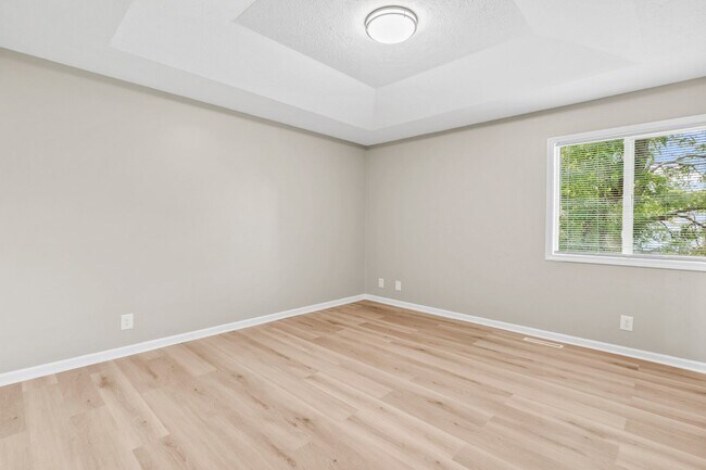 Building Photo - 5106 N 128th St