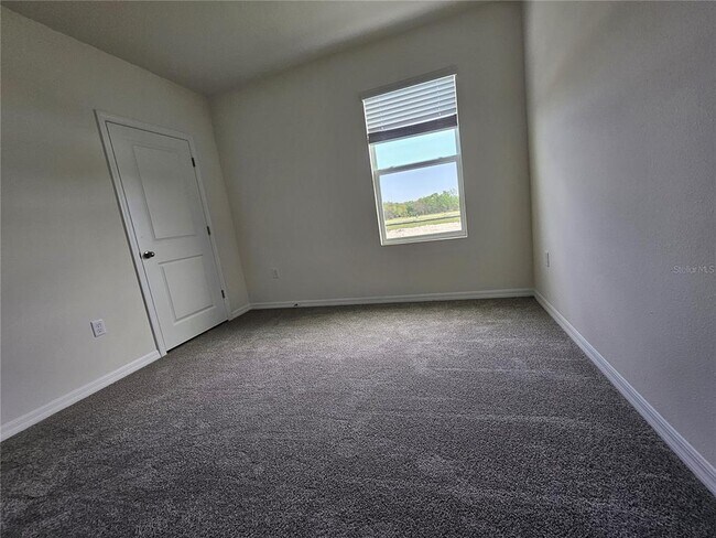 Building Photo - 35711 Sunflower Hl Dr