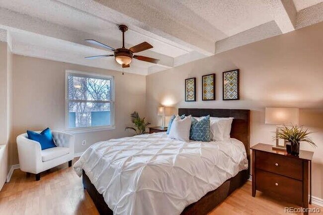 Building Photo - Immediate Availability! Overlook Cheesman ...
